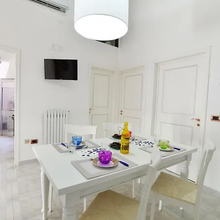 A Pochi Passi 招待所